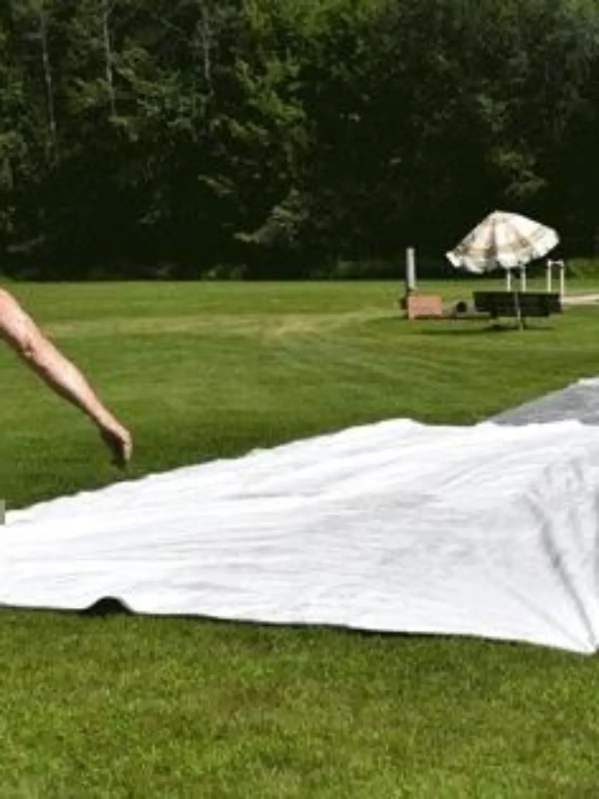 Der Oakwood Club in Minnesota soll ein "familienfreundliches" Nudistencamp sein.