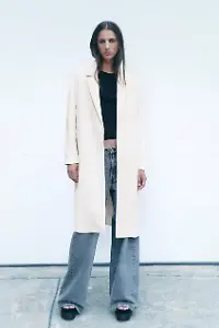 Mantel aus Wildlederimitat von Zara