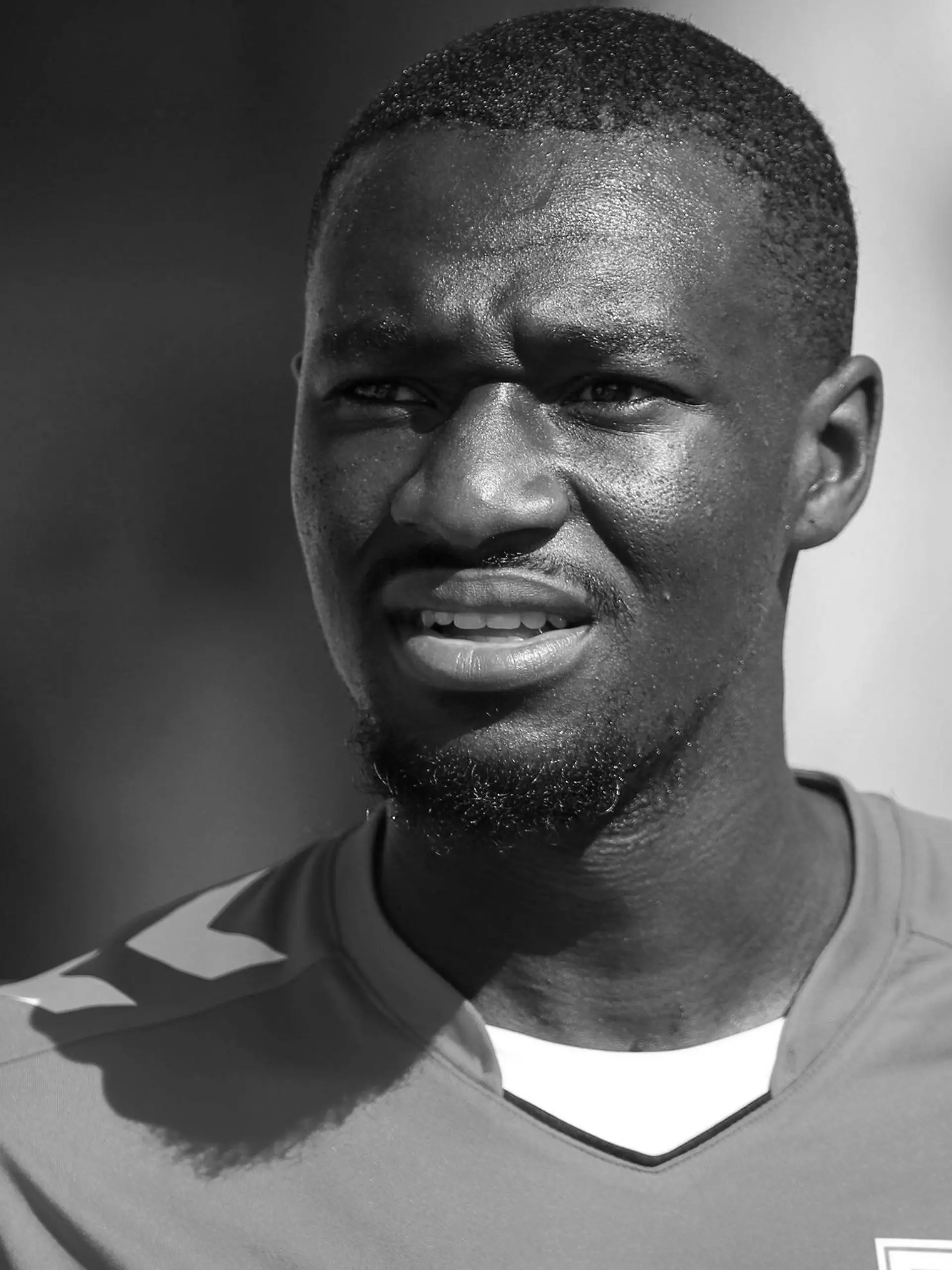 16.09.2023, Essen, Fußball, bwin 3. Liga Herren, Stadion an der Hafenstraße, 6. Spieltag Saison 2023 2024, Rot-Weiss Essen SSV Jahn Regensburg: Agyemang Diawusie Jahn Regensburg. DFB regulations prohibit any use of photographs as image sequences and or quasi-video. Nordrhein-Westfalen Deutschland *** 16 09 2023, Essen, soccer, bwin 3 Liga Herren, Stadion an der Hafenstraße, 6 Spieltag Saison 2023 2024, Rot Weiss Essen SSV Jahn Regensburg Agyemang Diawusie Jahn Regensburg DFB regulations prohibit any use of photographs as image sequences and or quasi video Nordrhein Westfalen Germany