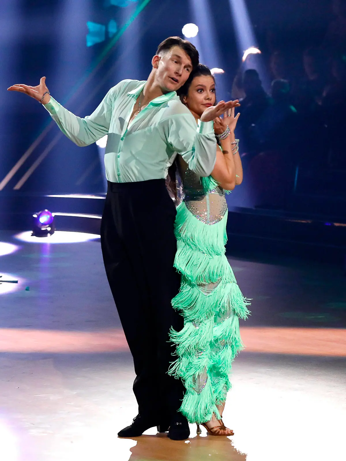 Maria Clara Groppler mit Mikael Tatarkin in der ersten Live-Show der 17. Staffel der RTL-Tanzshow Let s Dance im MMC Coloneum. Köln, 01.03.2024 *** Maria Clara Groppler with Mikael Tatarkin in the first live show of the 17th season of the RTL dance show Let s Dance at the MMC Coloneum Cologne, 01 03 2024 Foto:xR.xSchmiegeltx/xFuturexImagex lets_dance0103_4474