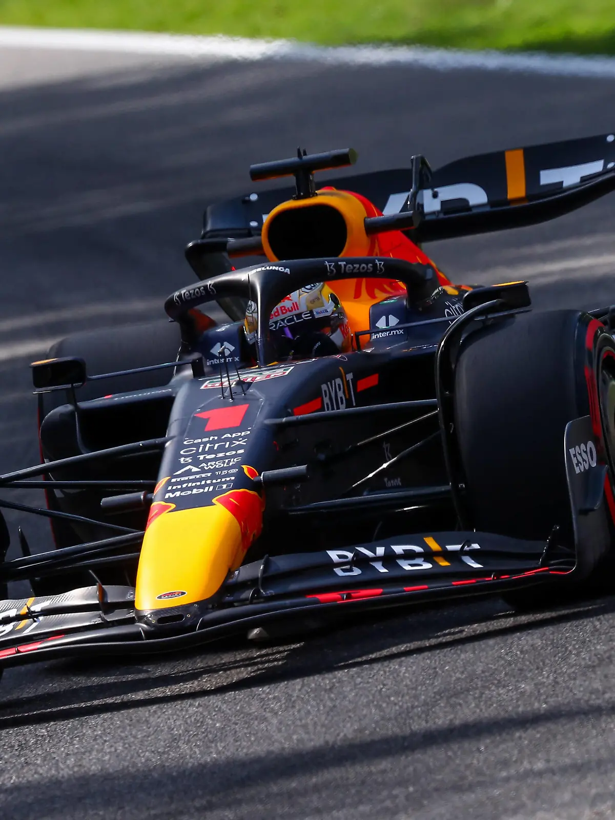  01 Max Verstappen Red Bull Racing Honda during the Italian GP, 8-11 September 2022 at Monza track, Formula 1 World Championship, WM, Weltmeisterschaft 2022. 09/09/2022 Photo Federico Basile / Insidefoto federicoxbasile