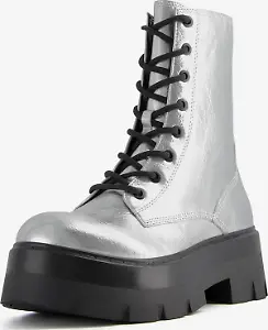 Bershka Schnürstiefel