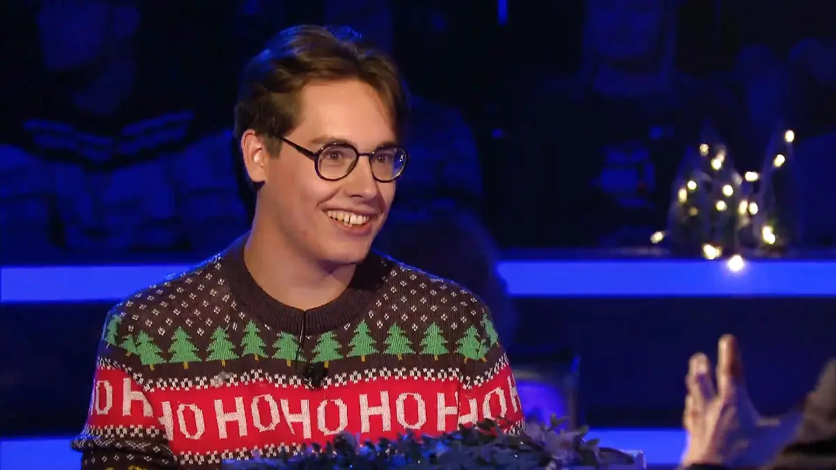„Ich find's super!“ „Wer wird Millionär?“-Kandidat Cedric Polzin ist über Günther Jauchs Erstaunen äußerst amüsiert.