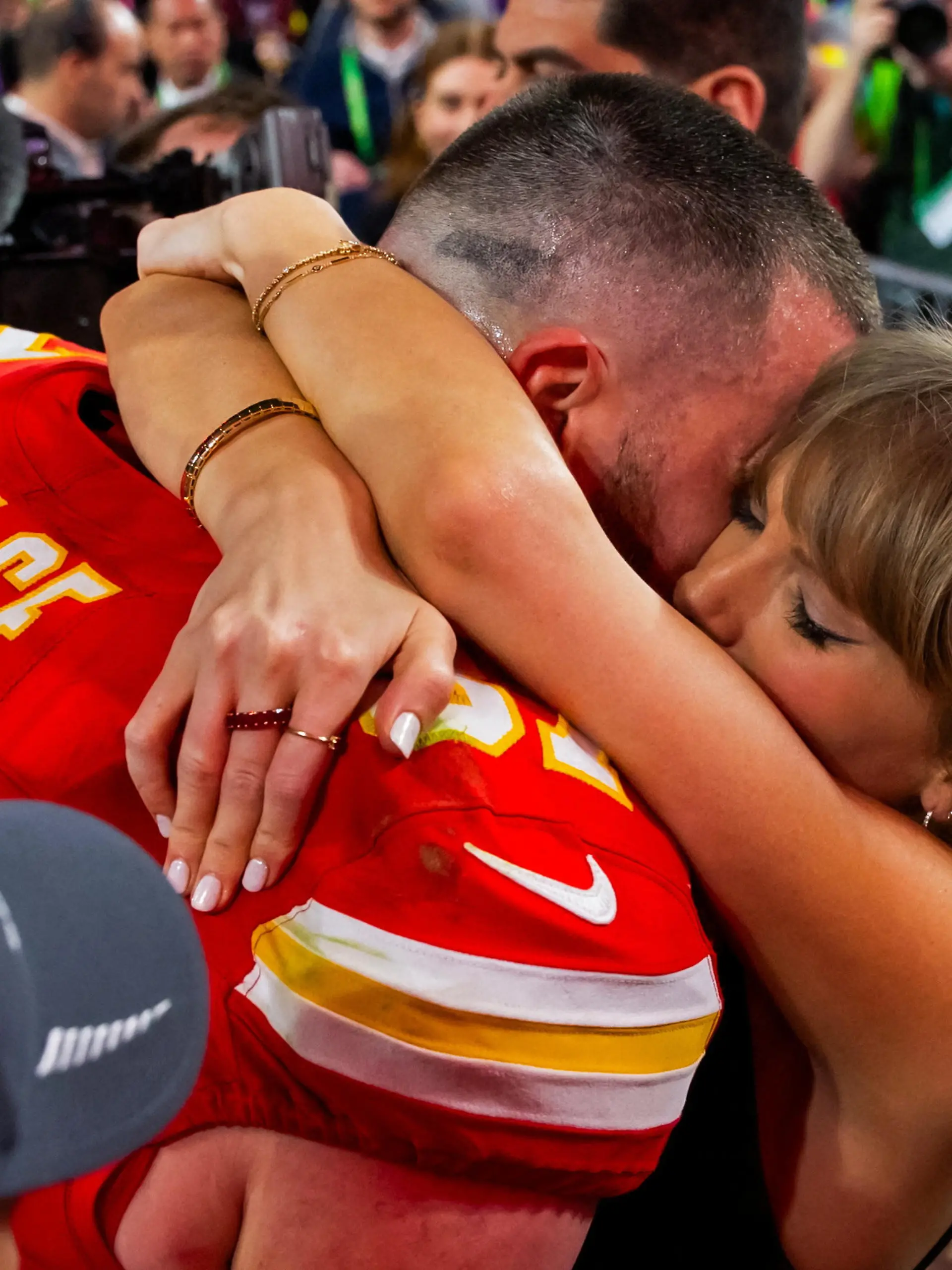 Kansas City Chiefs tight end Travis Kelce (87) celebrates with girlfriend Taylor Swift after defeating the San Francisco 49ers in Super Bowl LVIII at Allegiant Stadium in Paradise, Nevada, U.S. February 11, 2024. Mark J. Rebilas/USA TODAY Sports via REUTERS