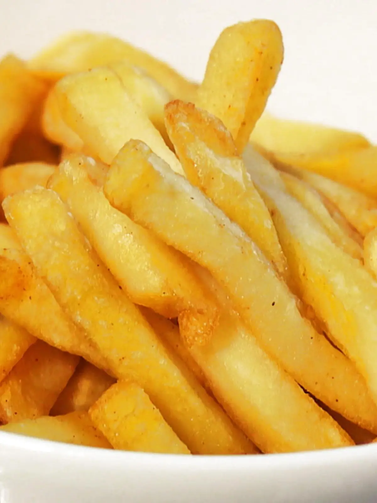 Pommes gehen immer ...

... und manche sagen sogar: Das sind frittierte Sonnenstrahlen! Dank öko-Test UND Stiftung Warentest wissen wir, welche gut sind und welche nicht. Alle Ergebnisse sind im Video zu sehen.
