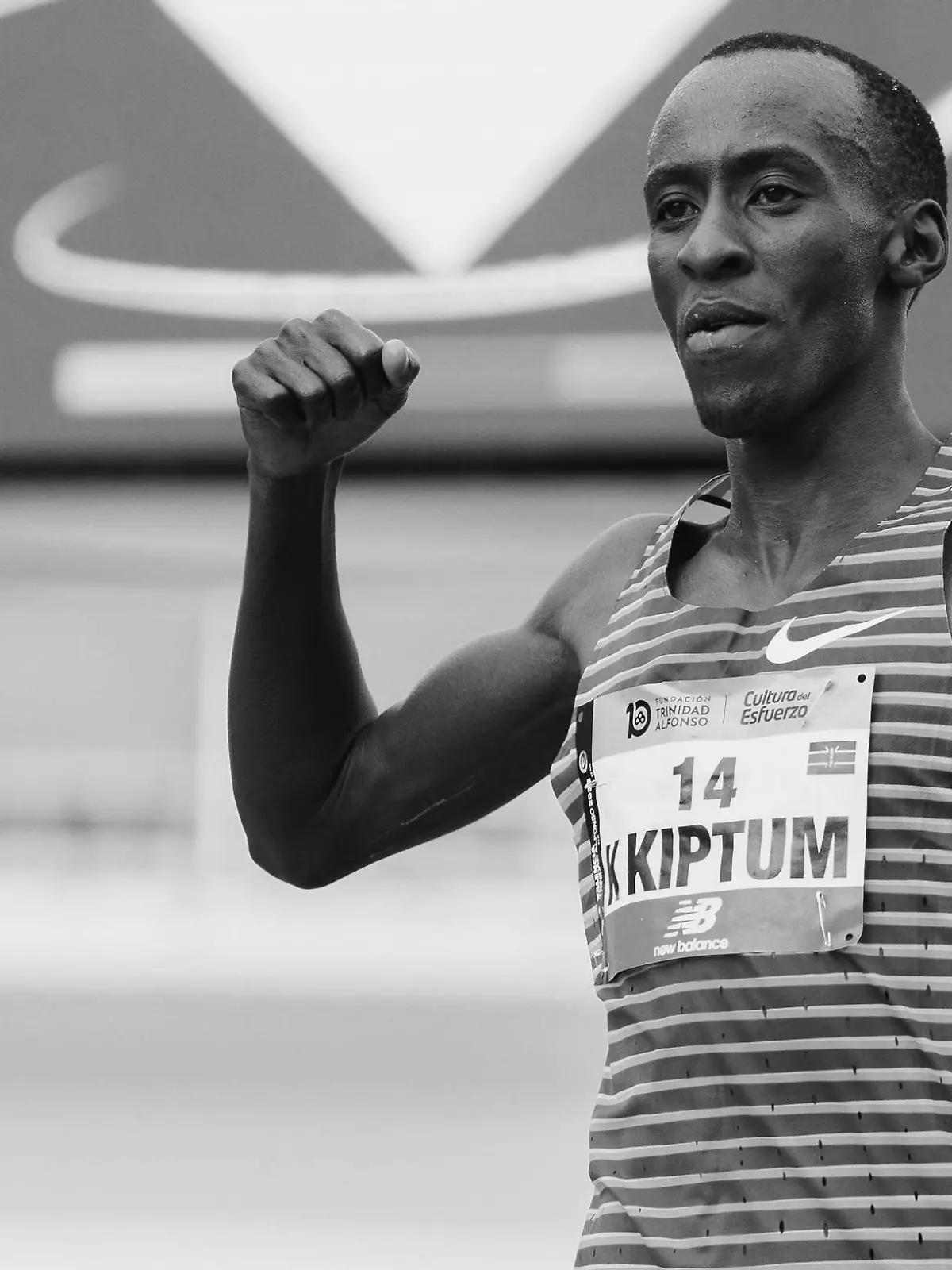  42th Valencia Marathon Trinidad Alfonso 2022 Valencia, 04.12.2022 Kelvin Kiptum KEN gewinnt den Marathon mit Streckenrekord am 04.12.2022 beim 42th Valencia Marathon Trinidad Alfonso 2022 *** 42nd Valencia Marathon Trinidad Alfonso 2022 Valencia, 04 12 2022 Kelvin Kiptum KEN wins the marathon with course record at the 42th Valencia Marathon Trinidad Alfonso 2022 on 04 12 2022 Copyright: xBEAUTIFULxSPORTS/Flatemerschx