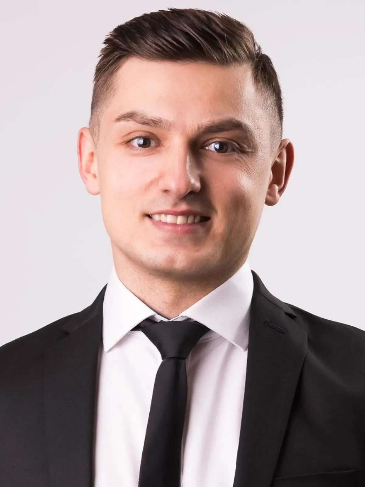 Let's Dance 2022: Profitänzer Zsolt Sándor Cseke