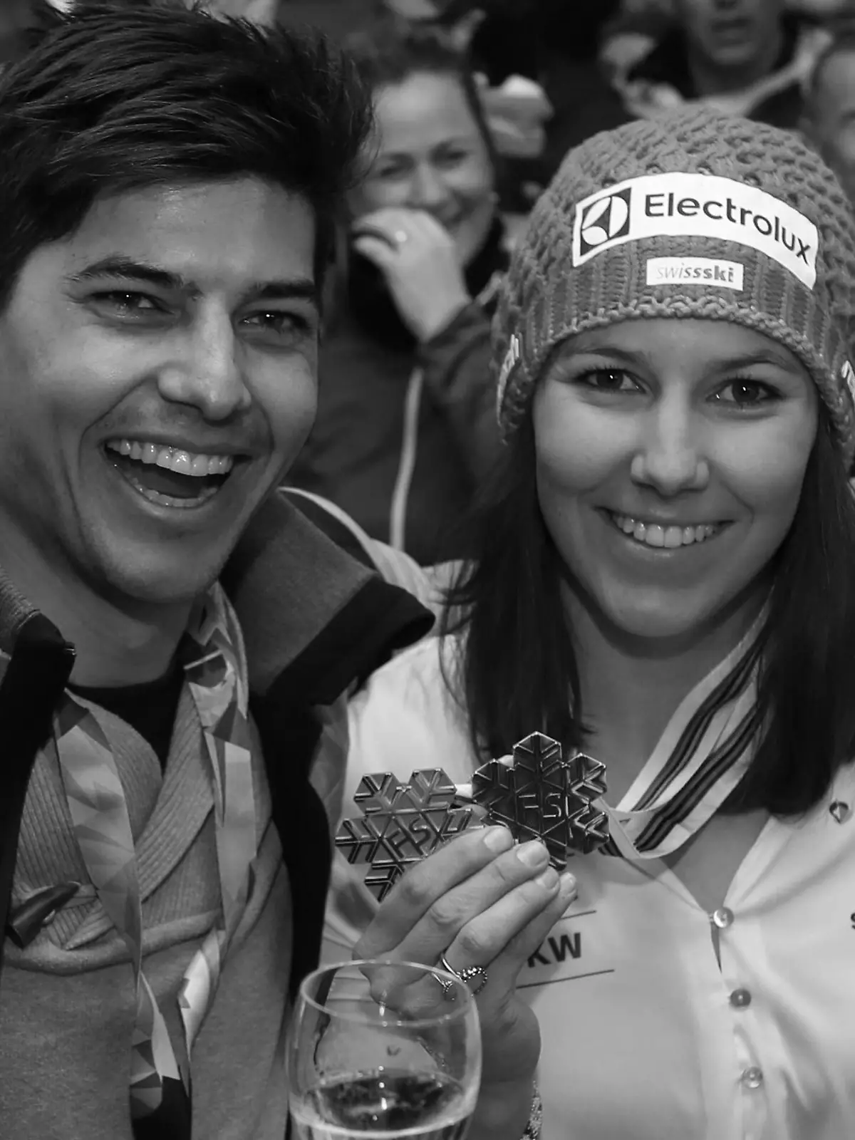 ALPINE SKIING - FIS Ski WC St. Moritz SANKT MORITZ,SWITZERLAND,18.FEB.17 - ALPINE SKIING - FIS Alpine World Ski Championships, House of Switzerland, medal party. Image shows Daniela, Kevin, Wendy Holdener (SUI) and Martin Holdener. Keywords: medal. PUBLICATIONxINxGERxHUNxONLY GEPAxpictures/xAndreasxPranter

Alpine Skiing FIS Ski WC St Moritz Sankt Moritz Switzerland 18 Feb 17 Alpine Skiing FIS Alpine World Ski Championships House of Switzerland Medal Party Image Shows Daniela Kevin Wendy Holdener SUI and Martin Holdener Keywords Medal PUBLICATIONxINxGERxHUNxONLY GEPAxpictures xAndreasxPranter  