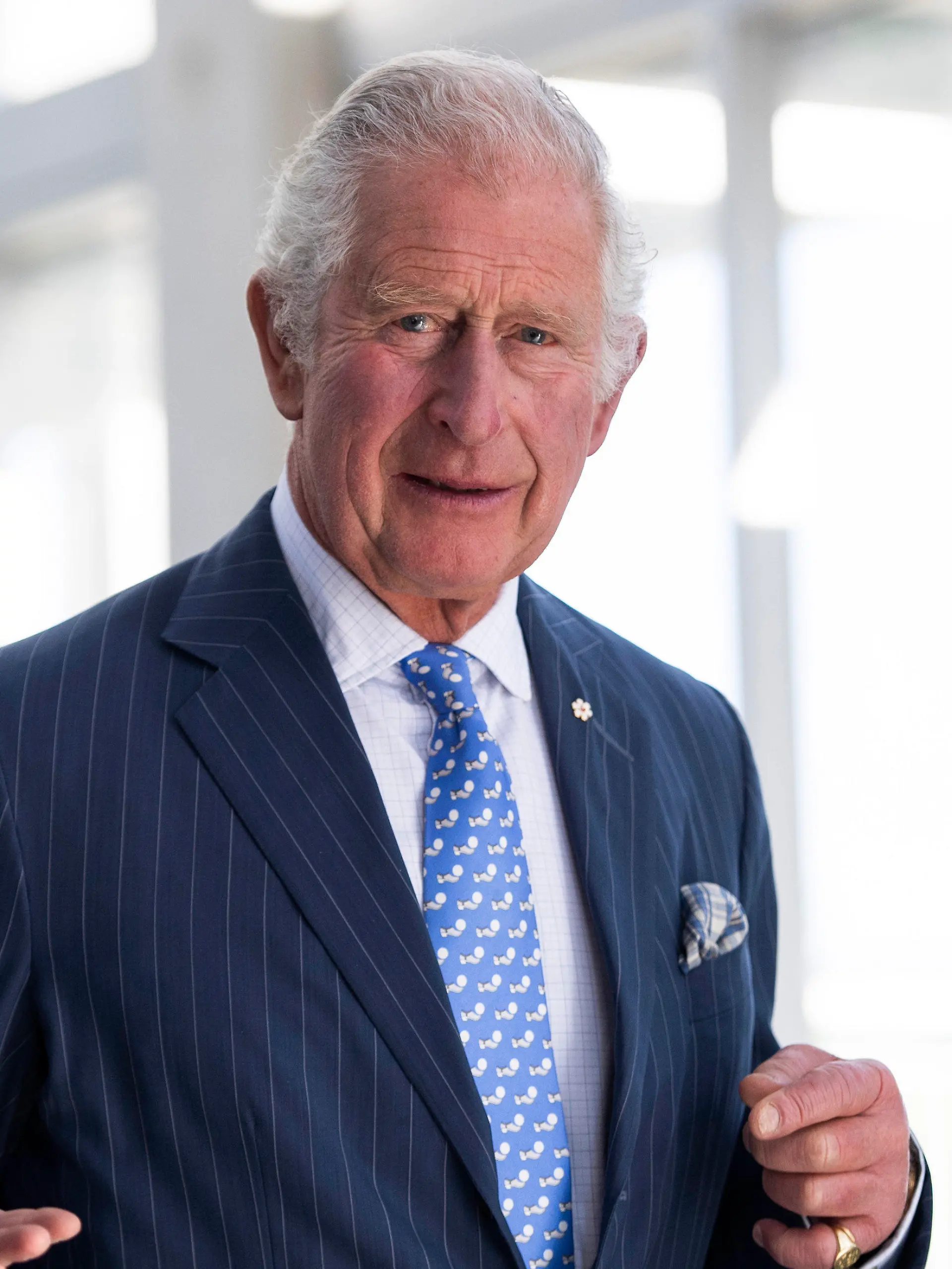 18.05.2022, Kanada, Ottawa: Charles, Prinz von Wales, nimmt an einem Runder-Tisch-Gespräch über nachhaltige Finanzen in Ottawa, Ontario, im Rahmen der Canadian Royal Tour teil. Foto: Justin Tang/The Canadian Press via AP/dpa - ACHTUNG: Nur zur redaktionellen Verwendung und nur mit vollständiger Nennung des vorstehenden Credits +++ dpa-Bildfunk +++
