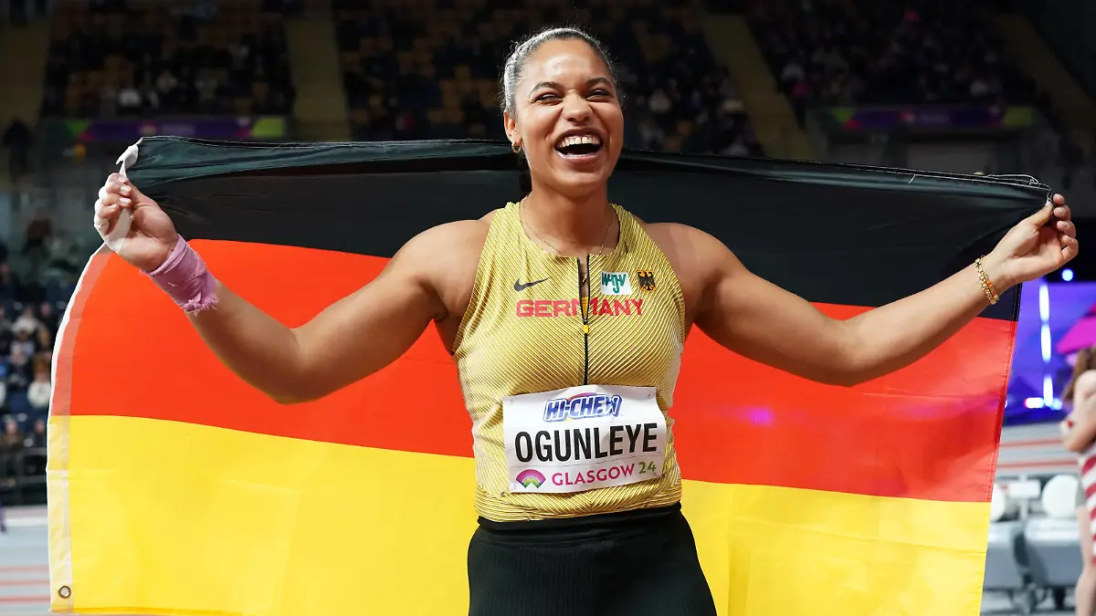 Glasgow, World Athletics indoor Championships Glasgow 2024, Hallen WM Glasgow 2024, 01.03.2024 Emiratesarena glasgow Kugelstossen Frauen, Shot put women, Yemisi Ogunleye Deutschland Foto Chai von der Laage *** Glasgow, World Athletics indoor Championships Glasgow 2024, Indoor World Championships Glasgow 2024, 01 03 2024 Emiratesarena glasgow Shot put women, Shot put women, Yemisi Ogunleye Germany Photo Chai von der Laage