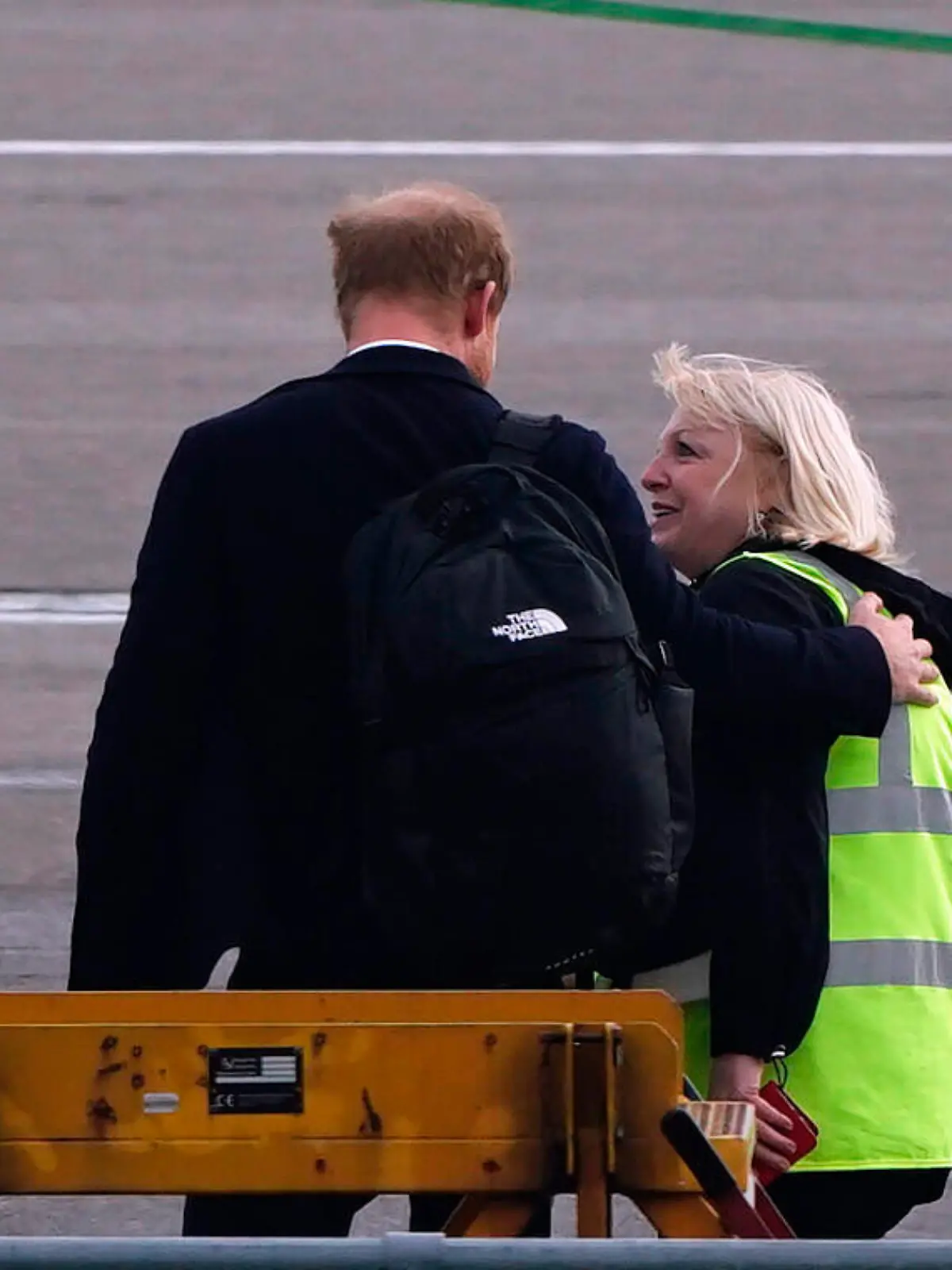 Queen Elizabeth II death. The Duke of Sussex boards a plane at Aberdeen Airport as he travels to London following the death of Queen Elizabeth II on Thursday. Picture date: Friday September 9, 2022. See PA story DEATH Queen. Photo credit should read: Aaron Chown/PA Wire URN:68717707