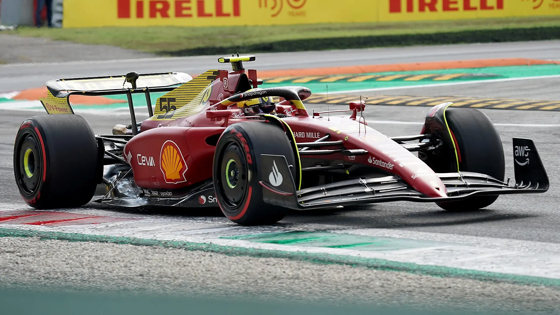 FORMULA 1 PIRELLI GRAN PREMIO D ITALIA 2022 / 09.09.2022, Autodromo Nazionale di Monza, Monza, FORMULA 1 PIRELLI GRAN PREMIO D ITALIA 2022 ,im Bild Carlos Sainz Jr. ESP, Scuderia Ferrari. *** FORMULA 1 PIRELLI GRAN PREMIO D ITALIA 2022 09 09 2022, Autodromo Nazionale di Monza, Monza, FORMULA 1 PIRELLI GRAN PREMIO D ITALIA 2022 ,in the picture Carlos Sainz Jr ESP , Scuderia Ferrari nordphotoxGmbHx/xBratic nph00250
