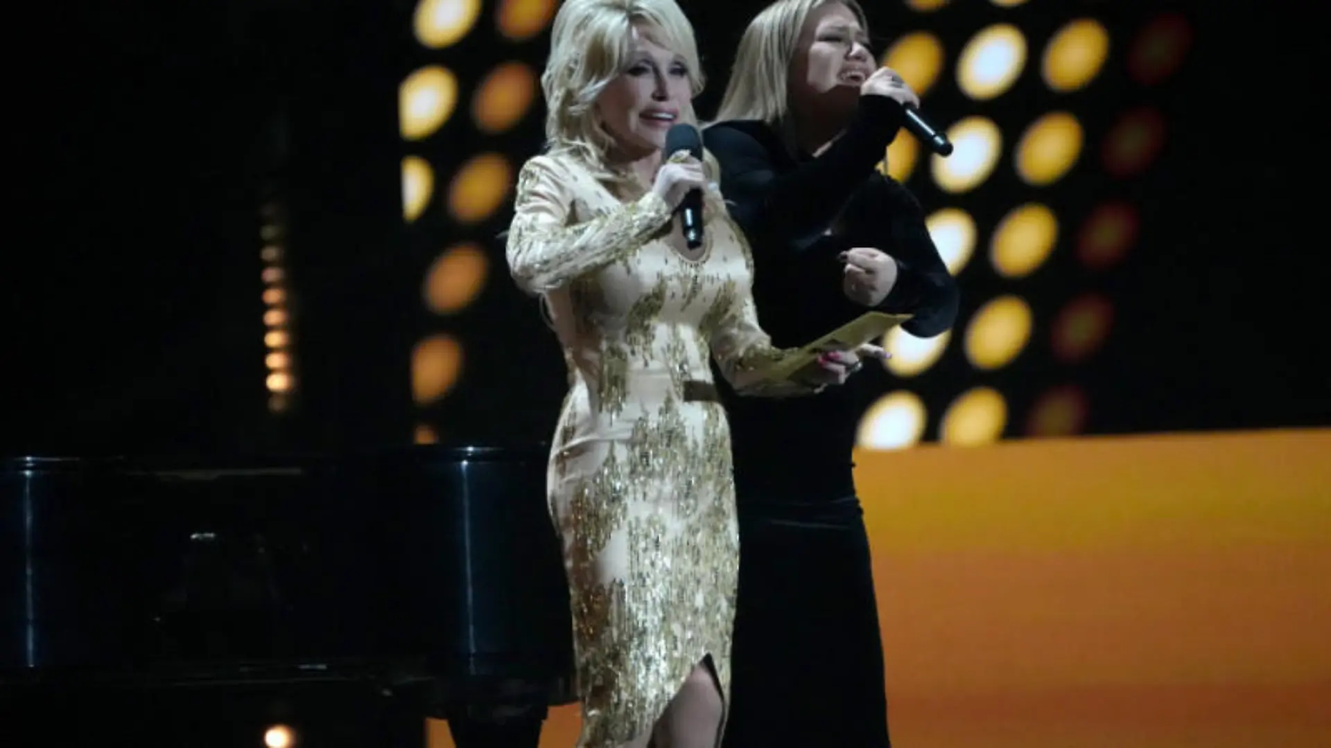 Dolly Parton und Kelly Clarkson: Veröffentlichung ihrer '9 to 5'-Neuinterpretation