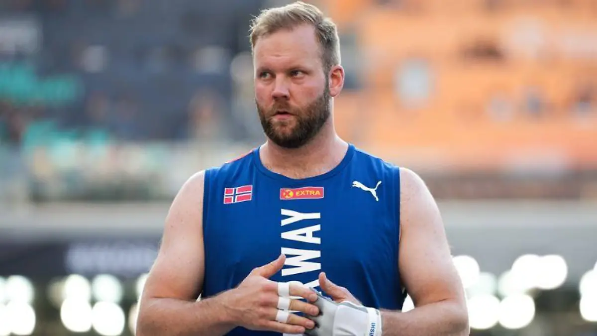 Eivind Henriksen muss nach einem Malheuer pausieren.