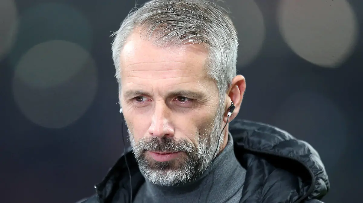  06.11.2021, Fussball 1. Bundesliga 2021/2022, 11. Spieltag, RB Leipzig - Borussia Dortmund, in der Red Bull Arena Leipzig. Trainer Marco Rose Borussia Dortmund ***DFL and DFB regulations prohibit any use of photographs as image sequences and/or quasi-video.*** *** 06 11 2021, Football 1 Bundesliga 2021 2022, Matchday 11, RB Leipzig Borussia Dortmund, at Red Bull Arena Leipzig Coach Marco Rose Borussia Dortmund DFL and DFB regulations prohibit any use of photographs as image sequences and or quasi video