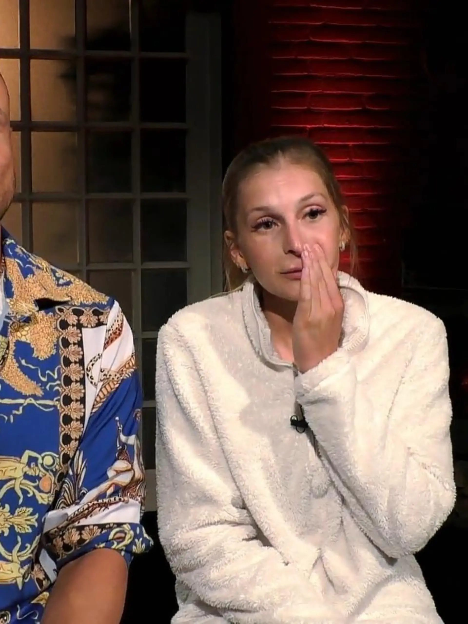 Nach dem eigentlich erfolgreichen Spiel hängt bei Eric und Katha der Haussegen schief.