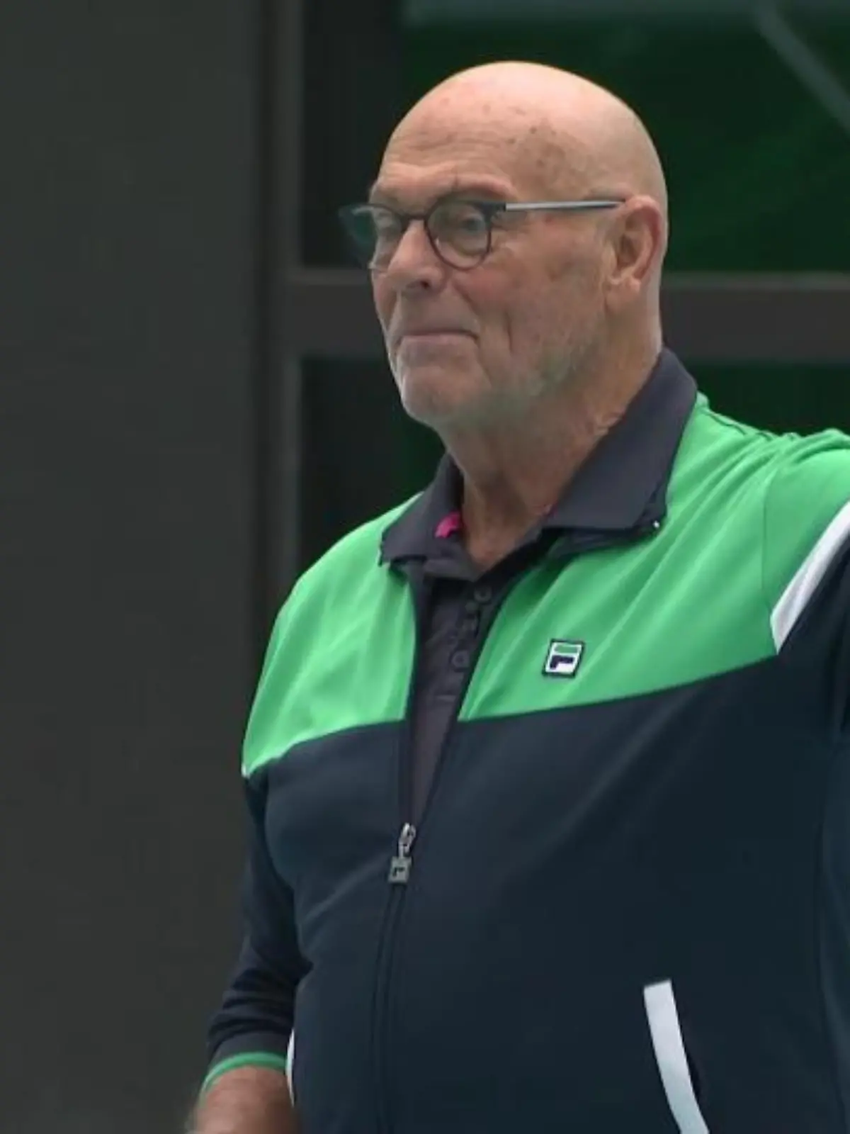 Manfred Lüssenhop ist Deutschlands wohl ältester Sportlehrer.