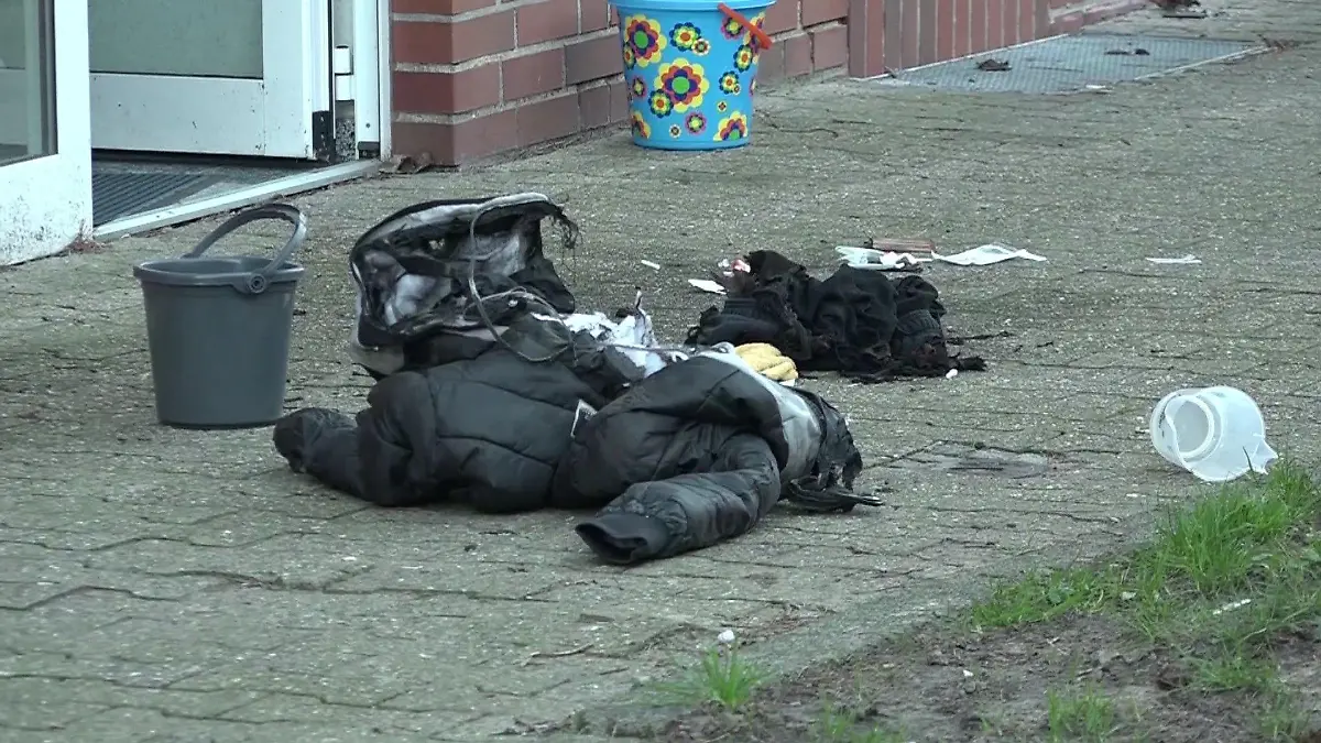 Explosion auf Gehweg in Ochtrup