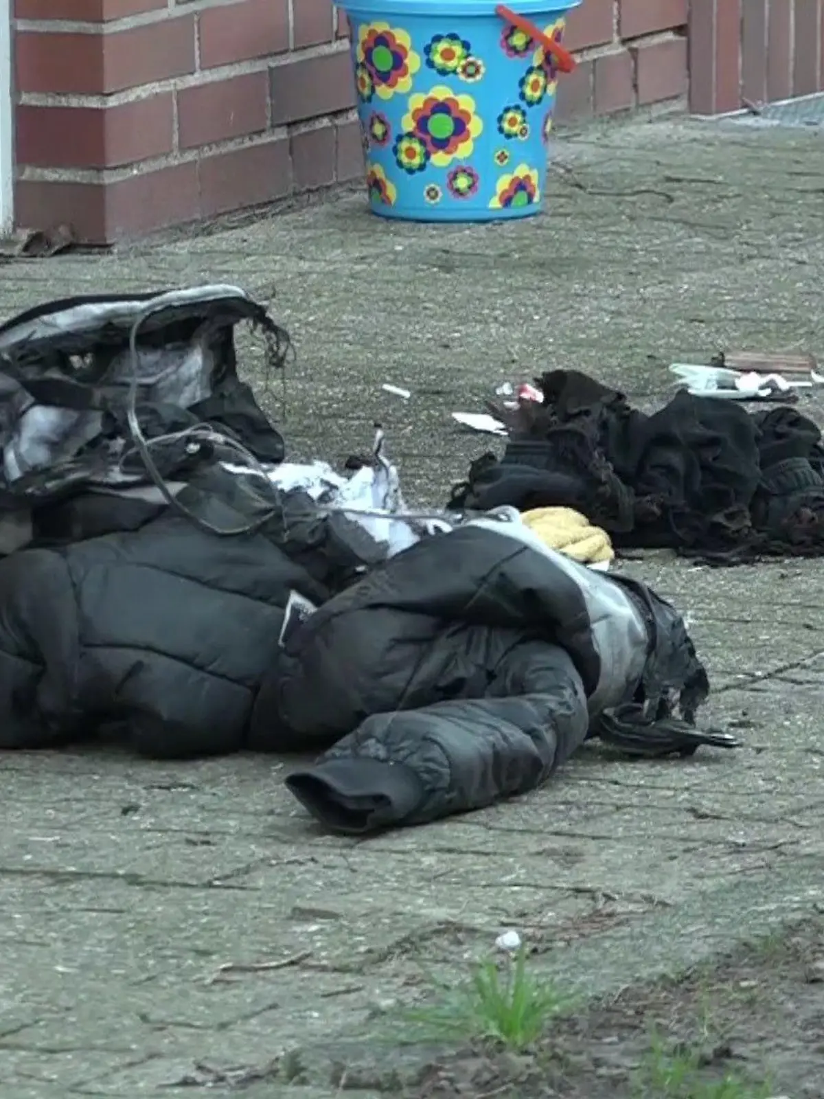 Explosion auf Gehweg in Ochtrup