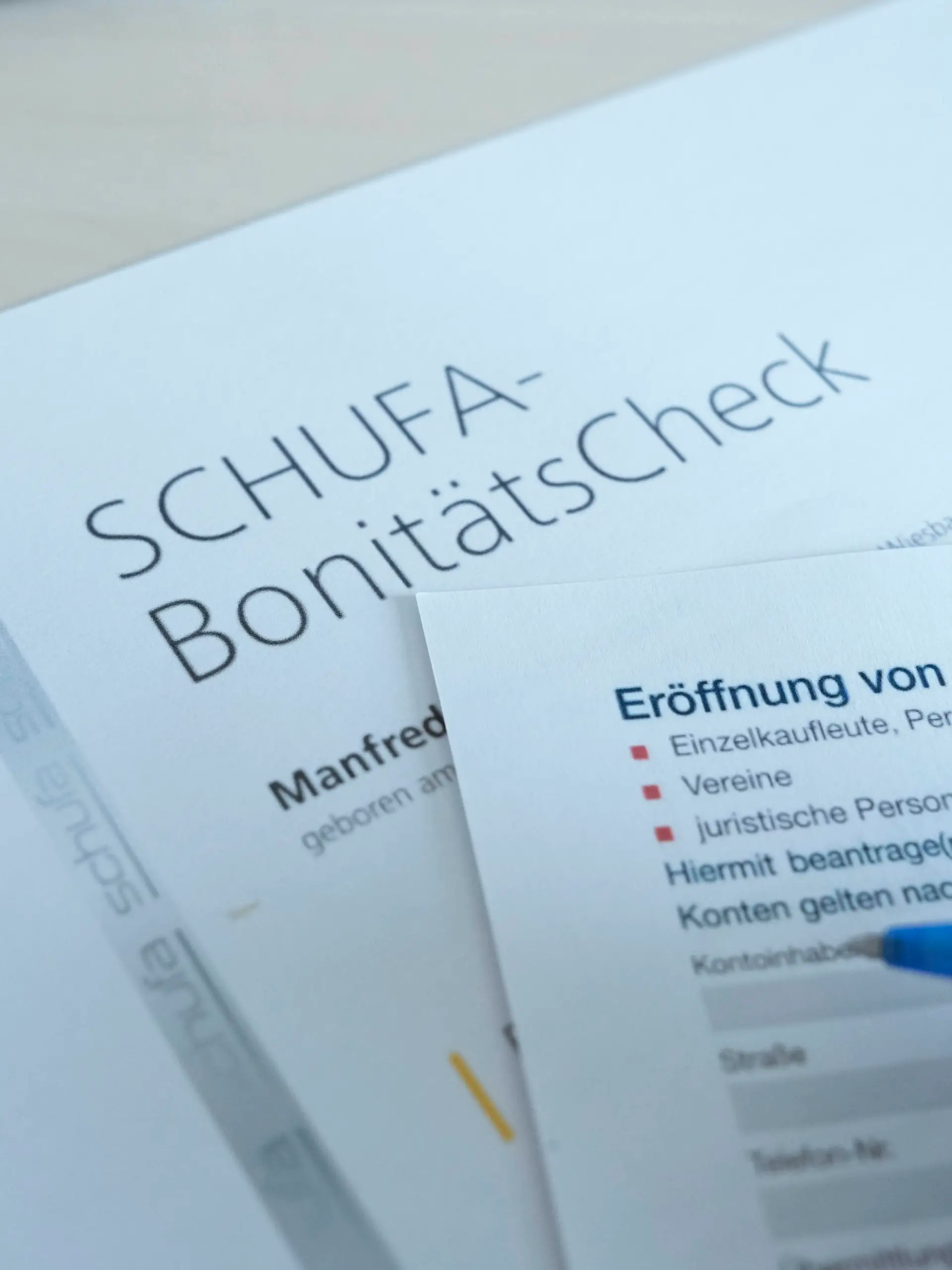 Symbolbild Schufa Eintrag und Bonitaet Symbolfoto und Themenbild des Schufa Bonitaetscheck und Schufa Eintrag zur Eroeff