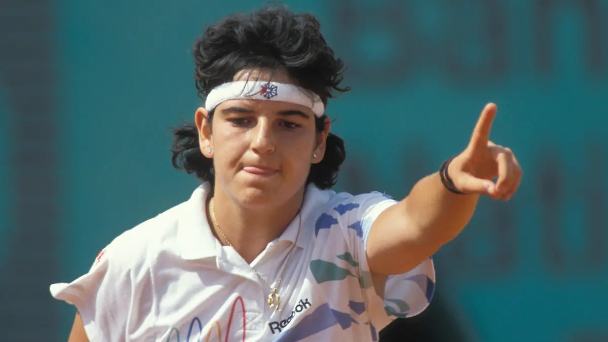 Bildnummer: 09286560 Datum: 07.06.1992 Copyright: imago/Stockhoff
TENNIS FRENCH OPEN 1992 ROLAND GARROS, 25.05.-07.06.1992, PARIS - Arantxa Sanchez-Vicario (ESP) Tennis French Open 1992; xmk x0x 1992 quer Tennis Grand Slam Turnier Paris French Open 1992 Sandplatz Roland Garros Aktion Frauen
Image number 09286560 date 07 06 1992 Copyright imago Tennis French Open 1992 Roland Garros 25 05 07 06 1992 Paris Arantxa Sanchez Vicario ESP Tennis French Open 1992 xmk x0x 1992 horizontal Tennis Grand Slam Tournament Paris French Open 1992 Clay Roland Garros Action shot Women