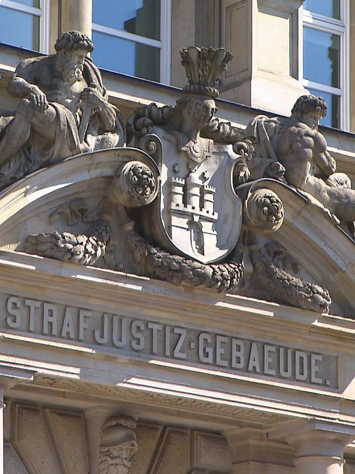 Vor dem Landgericht Hamburg wurden am Montag zwei Männer verurteilt.