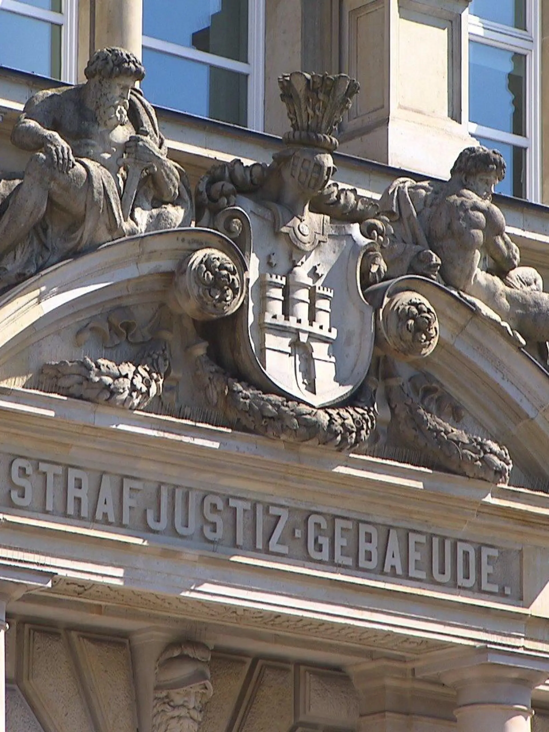 Vor dem Landgericht Hamburg wurden am Montag zwei Männer verurteilt.