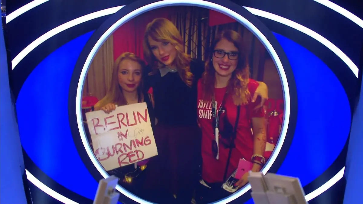 Starkes Foto! „Wer wird Millionär?“-Kandidatin Selina Beyer strahlt neben Mega-Star Taylor Swift.