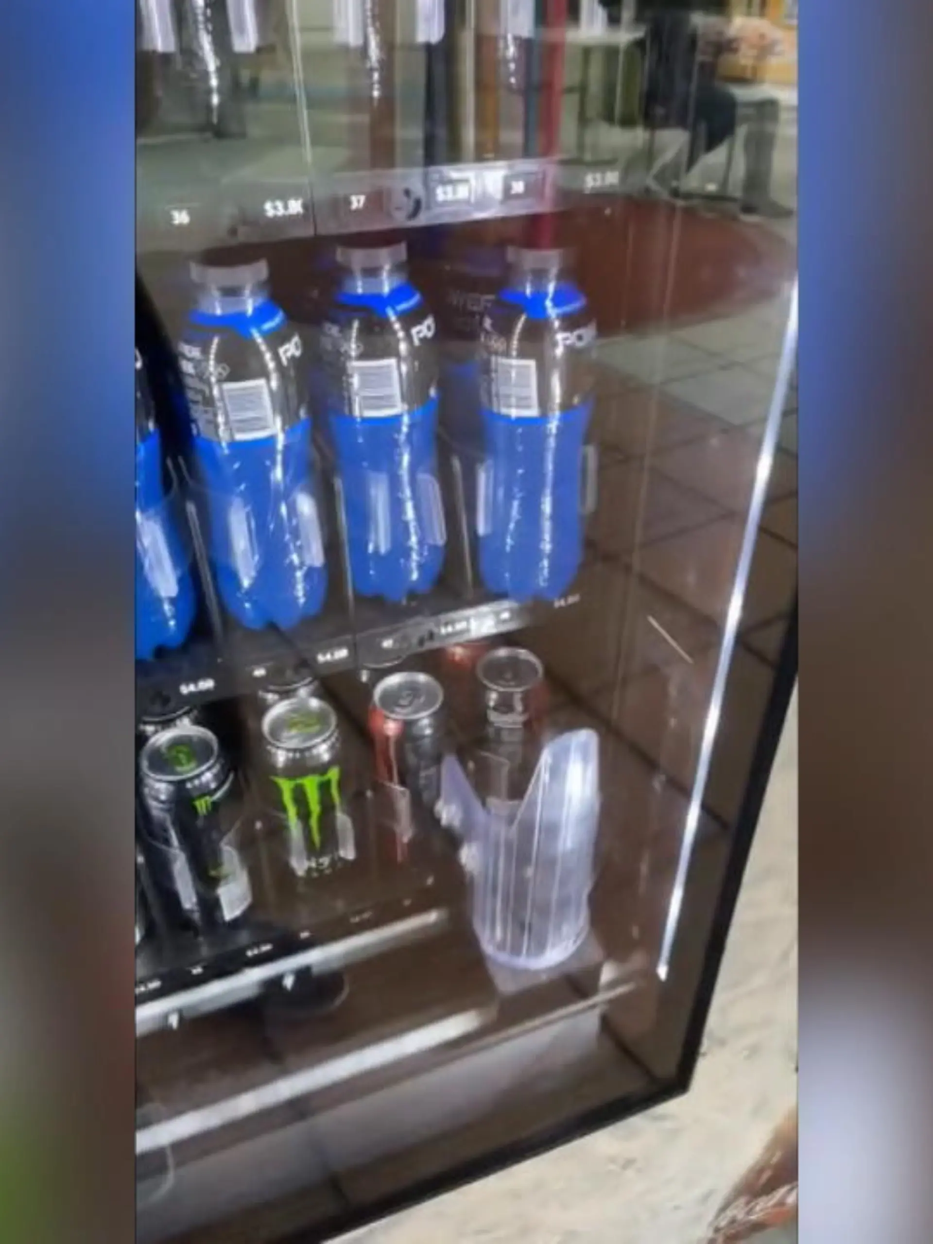 Bild zu: "Automat außer Kontrolle"