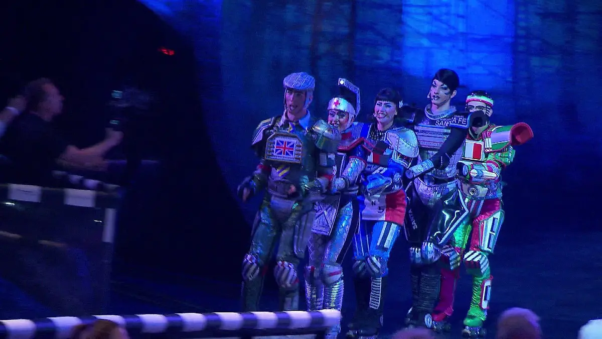 Seit 35 Jahren wird im Starlight-Express-Theater in Bochum um die Wette gerollt.