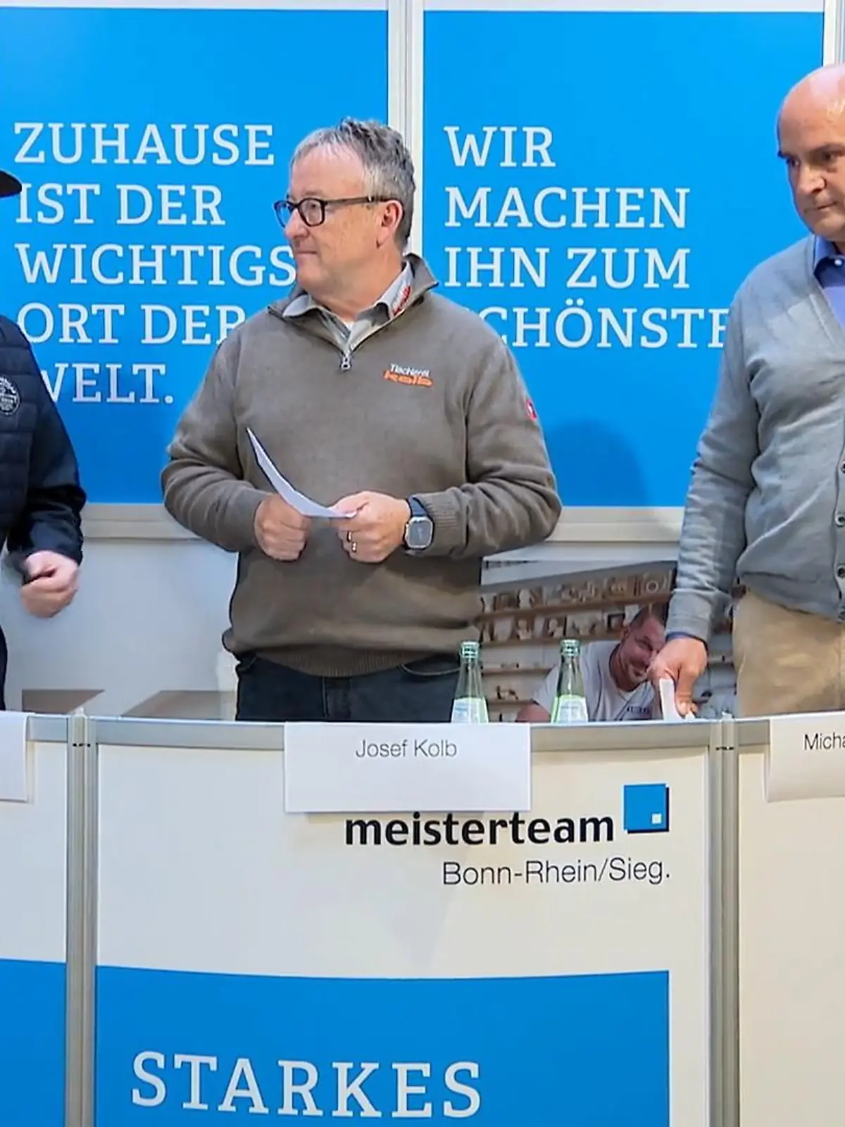 Bild zu: "Handwerker wollen anpacken"