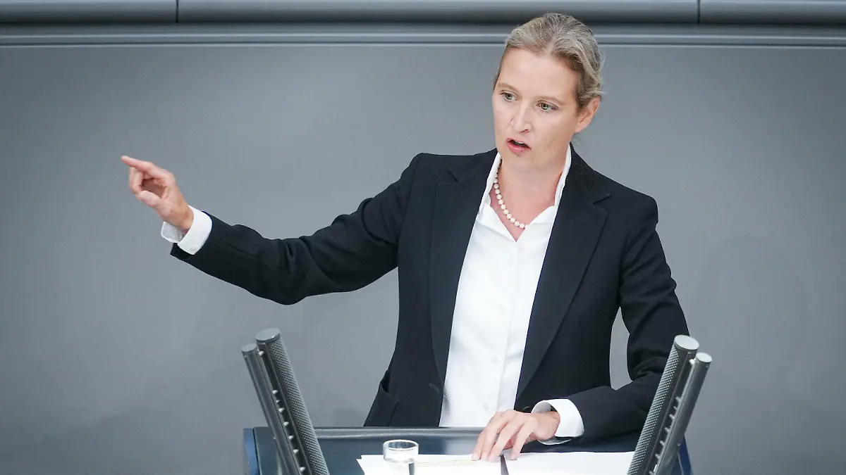 07.09.2022, Berlin: Alice Weidel, Fraktionsvorsitzende der AfD, spricht in der Generaldebatte zum Haushalt im Bundestag. Foto: Kay Nietfeld/dpa +++ dpa-Bildfunk +++