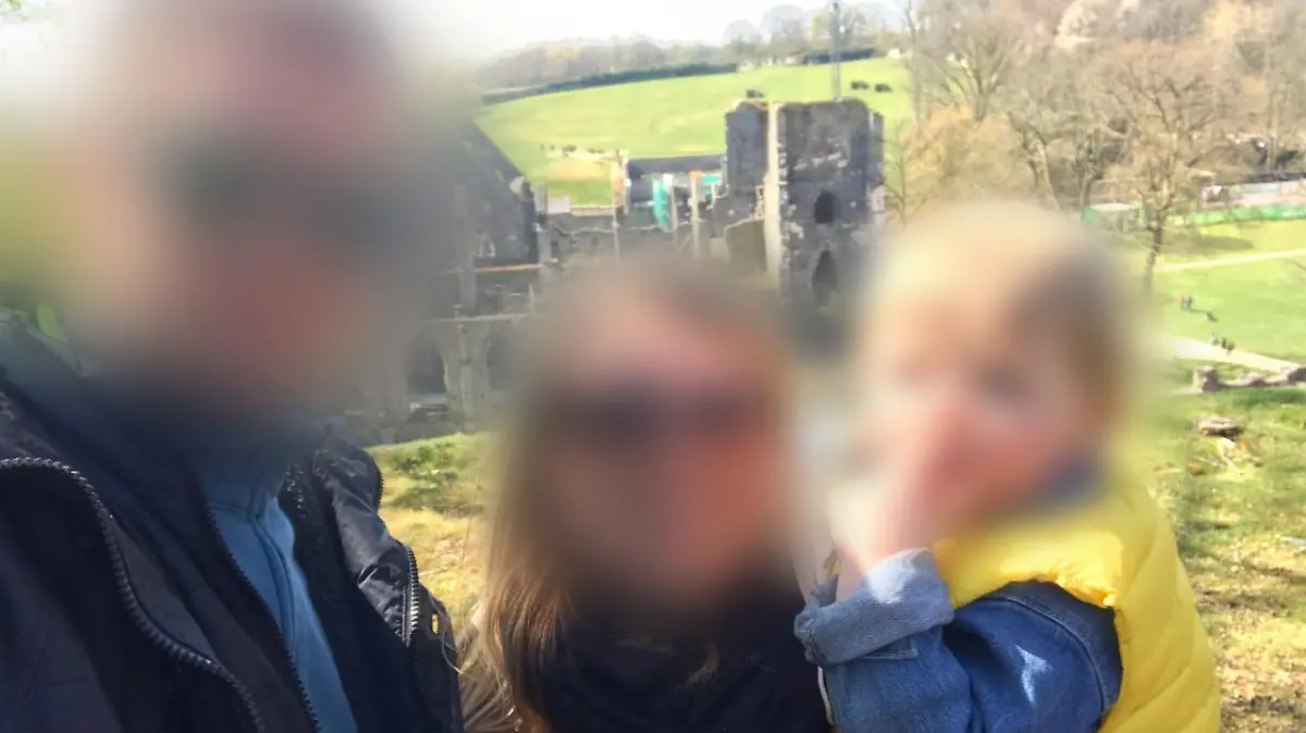 Als glückliche Familie sind die Opfer des Raserunfalls gemeinsam in Urlaub gefahren.