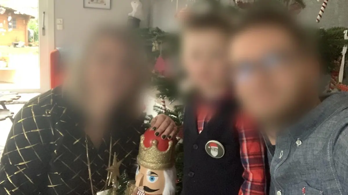 Gemeinsam feierte die kleine Familie Weihnachten.