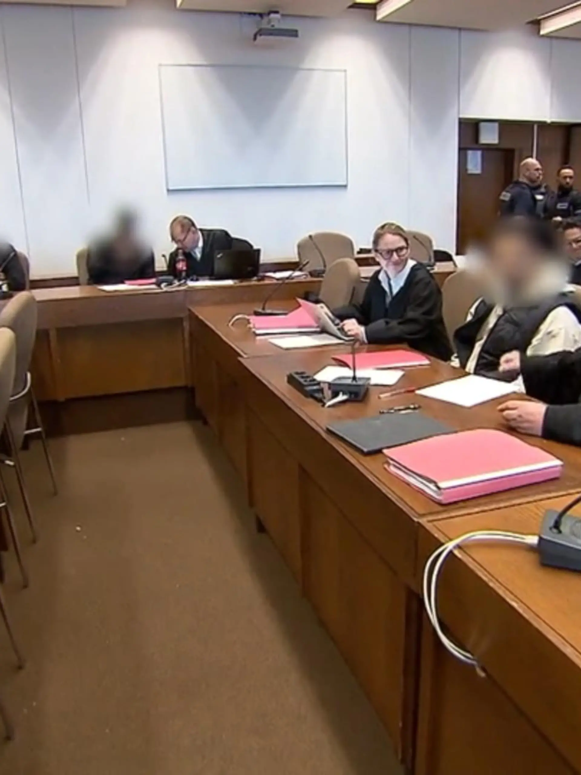 Bild zu: "Zum Sterben liegen gelassen"