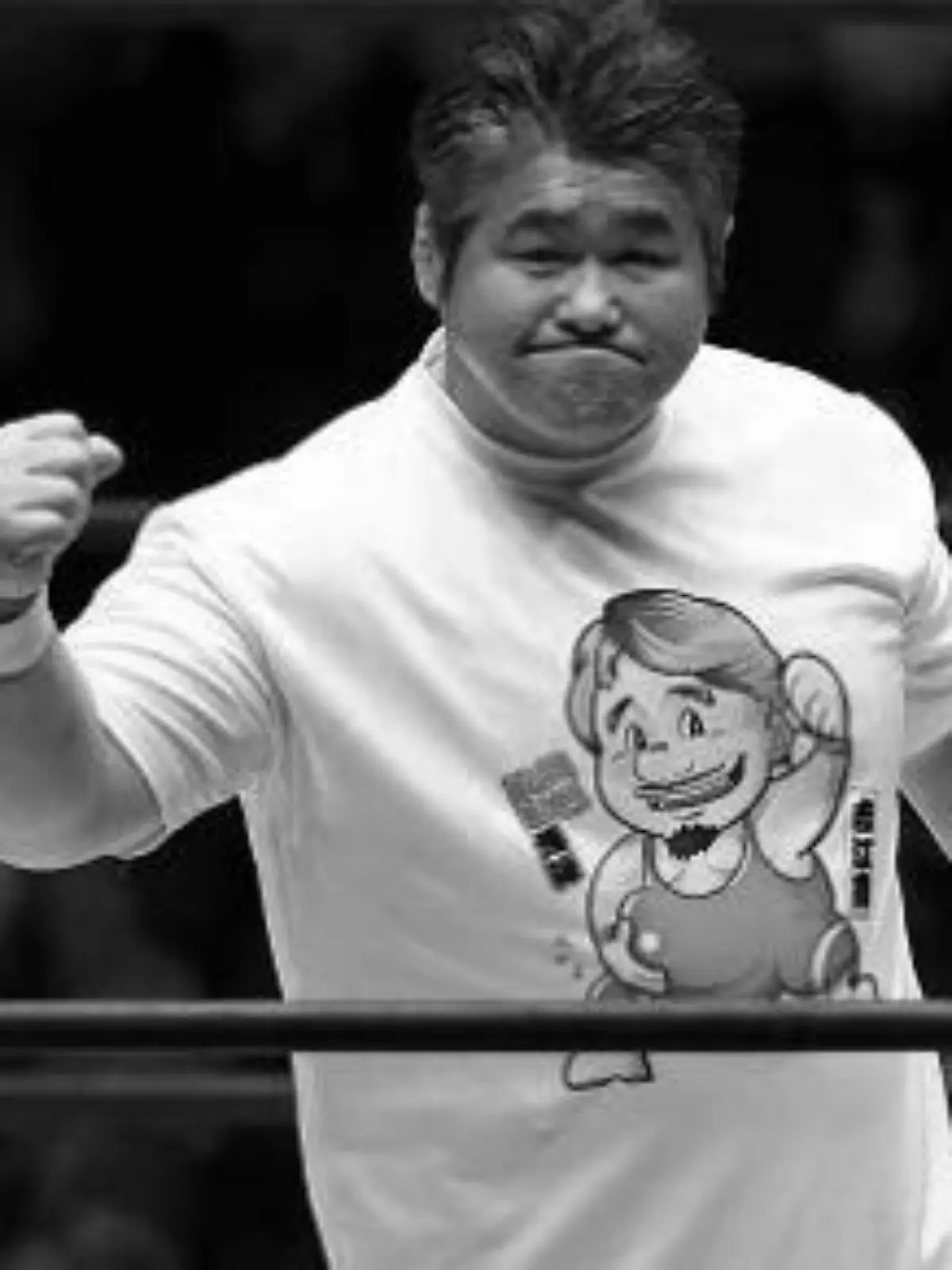 Wrestler tot unverpixelt