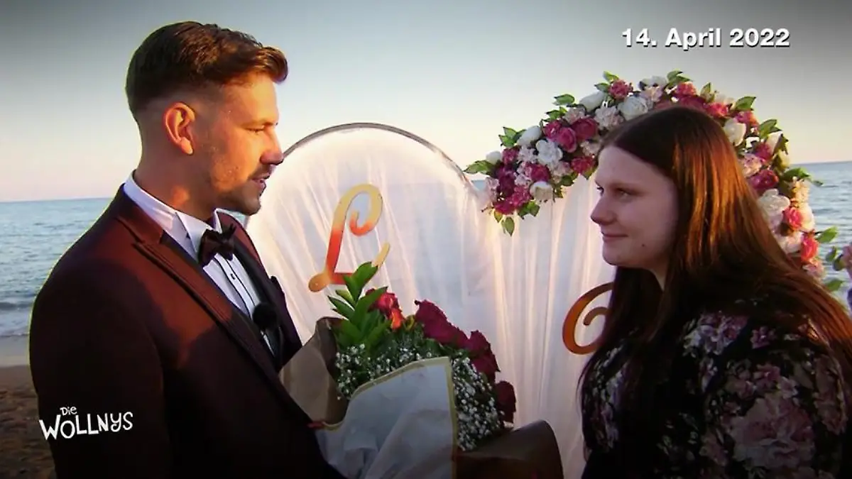 Tim Katzenbauer hält um Lavinia Wollnys Hand an