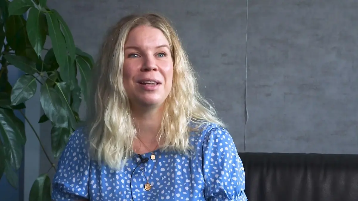 Julia Effertz choreographiert Sex-Szenen Intimitätskoordinatorin bei "Alles was zählt"