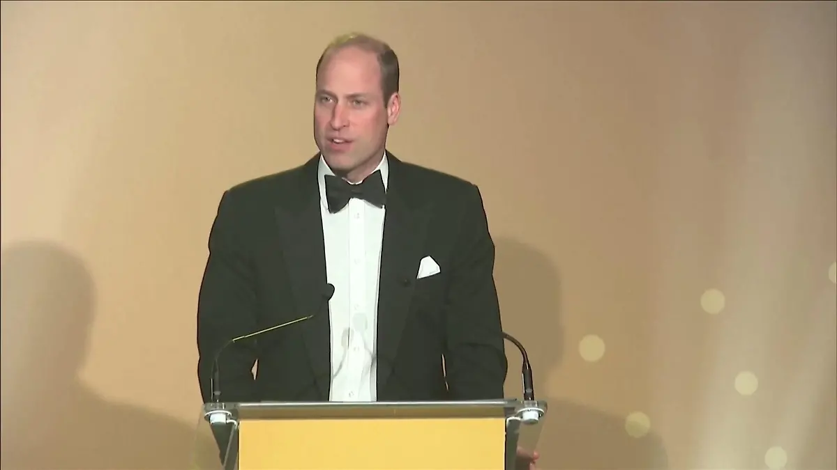 Prinzen William und Harry können nicht in einem Raum sein Royaler Brüder-Zoff wird immer größer