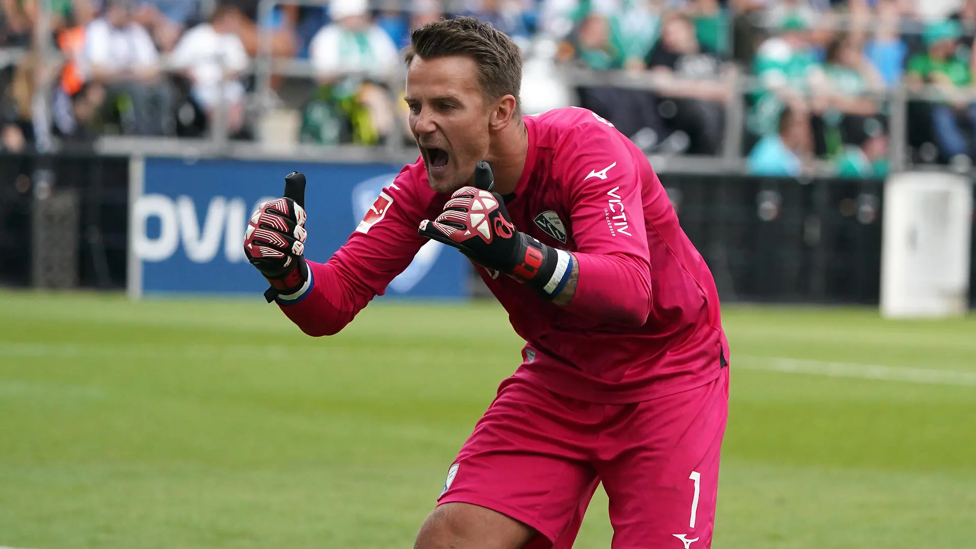 Fussball, 1.BL Saison 2022/2023, VfL Bochum- Werder Bremen 03.09.2022, Vonovia-arena Bochum Manuel Riemann, , VFL Bochum, Aktion Einzelbild, *** Football, 1 BL season 2022 2023, VfL Bochum Werder Bremen 03 09 2022, Vonovia arena Bochum Manuel Riemann, , VFL Bochum, action single image,