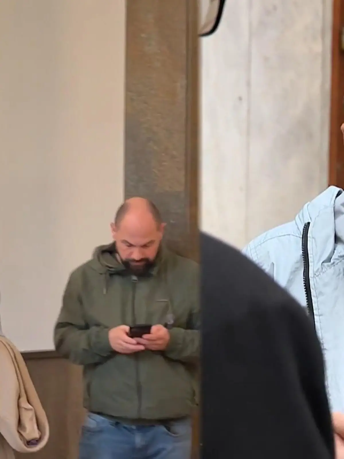 Bild zu: "“Fat Comedy” verurteilt"
