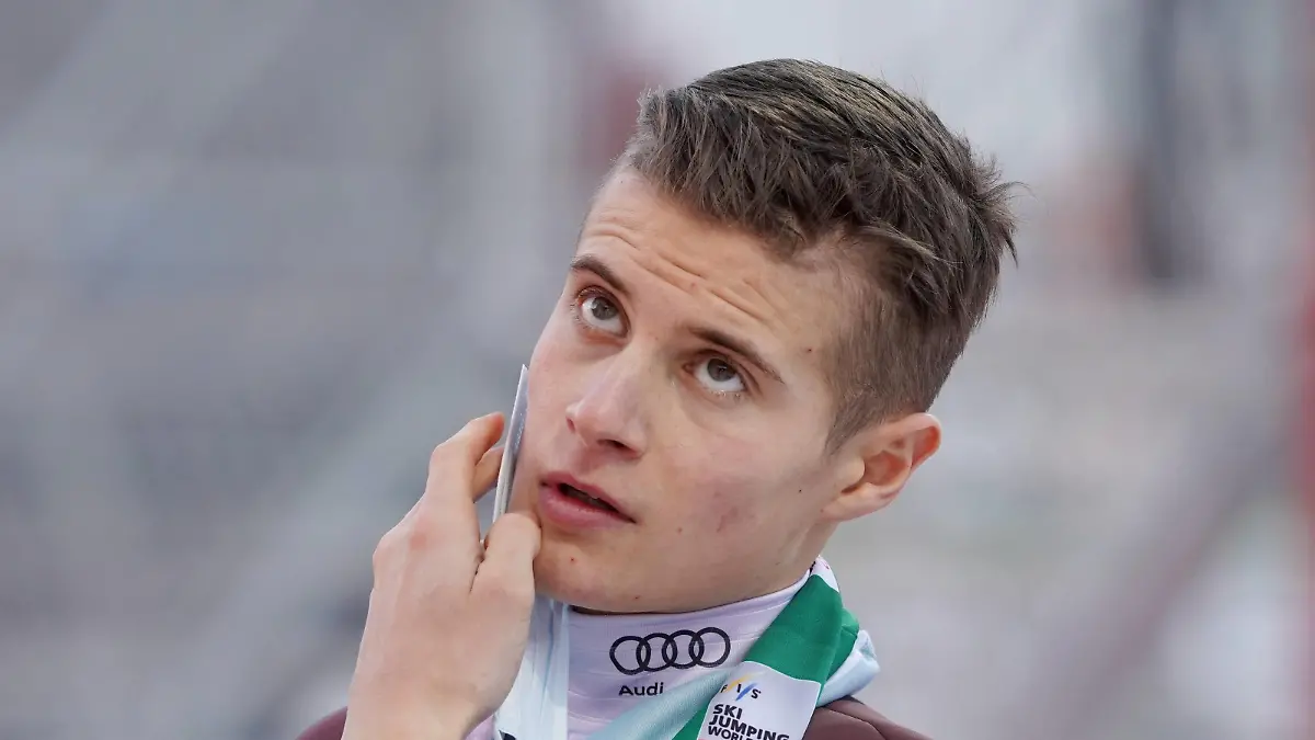 Foto Manuel Geisser 19.12.2020 FIS Skisprung Weltcup Engelberg Probedurchgang Bild : Dominik Peter SUI Einzelbild Aktion *** Photo Manuel Geisser 19 12 2020 FIS Ski Jumping World Cup Engelberg trial round Picture Dominik Peter SUI Single photo Action PUBLICATIONxNOTxINxSUI