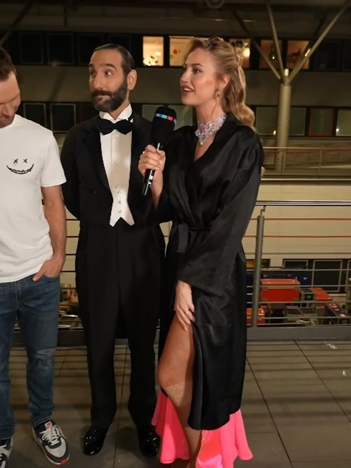 Bild zu: "„Let's Dance“-Kandidatin Lulu zeigt uns ihre Tanz-Blessuren"