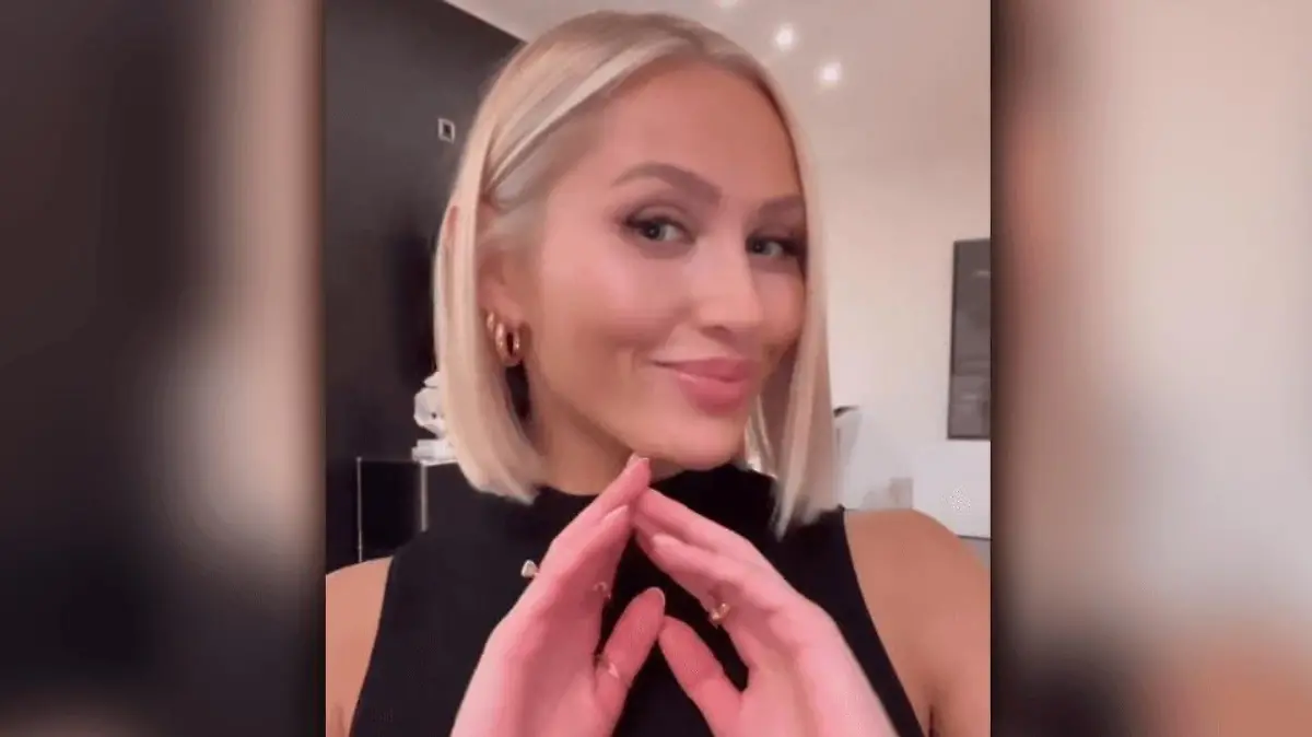 Sissi Hofbauer zeigt ihre neue Frisur.
