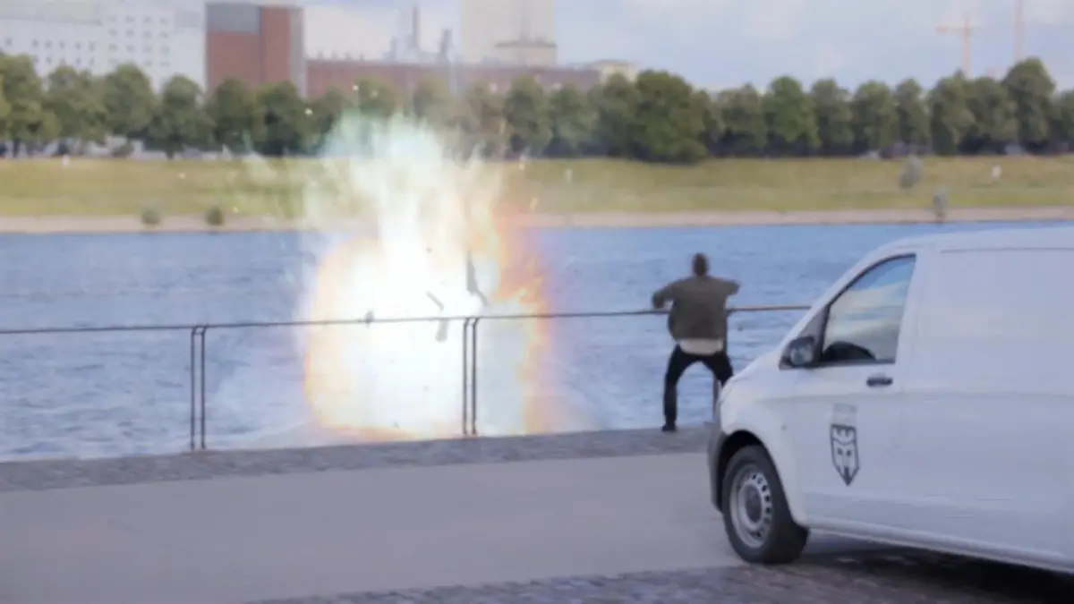 Bomben-Alarm in der Eishalle - was ist mit Ben? AWZ-Spoiler!