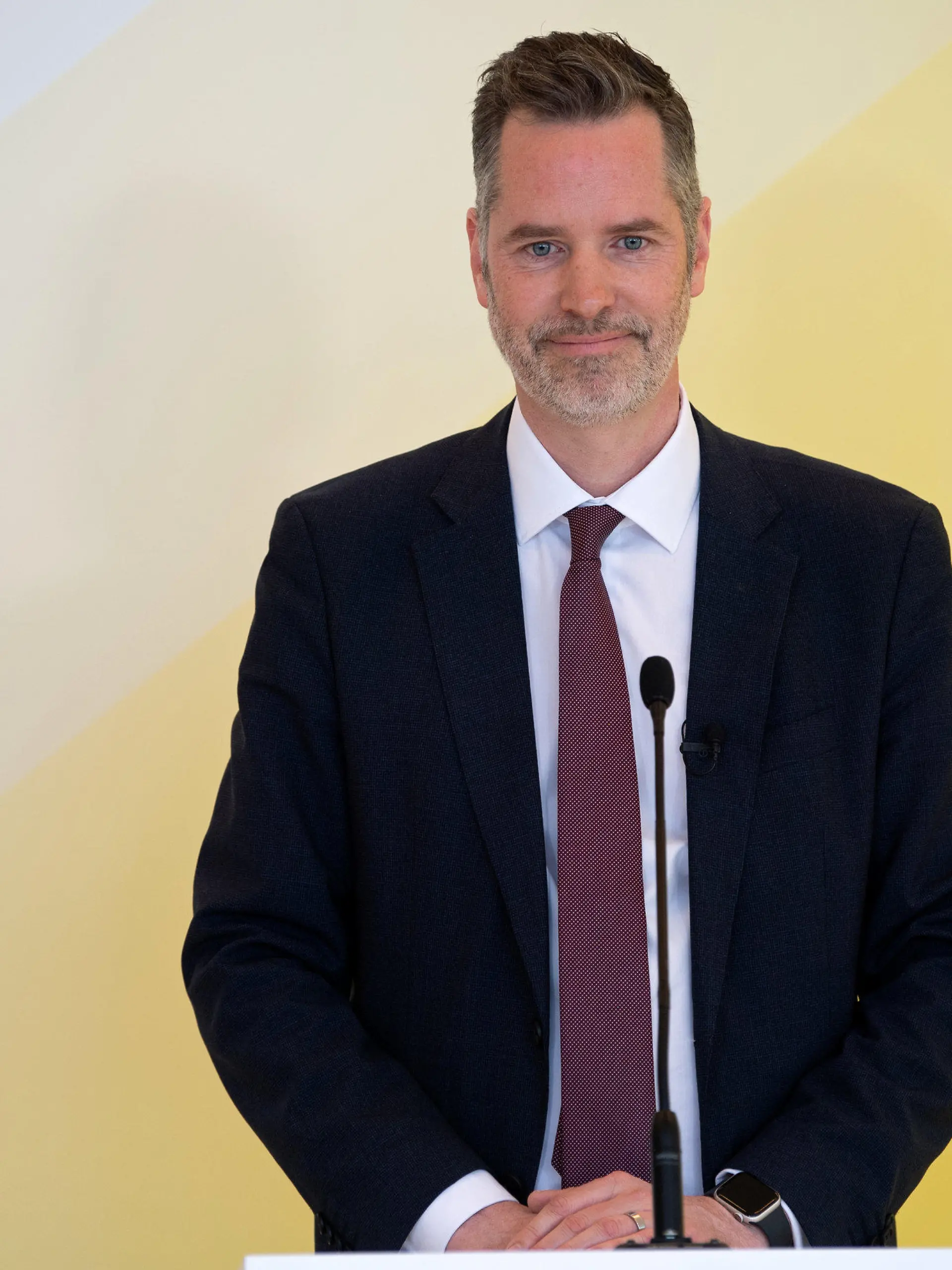 19.03.2024, Berlin: Christian Dürr, Fraktionsvorsitzender FDP, spricht vor der Sitzung der Bundestagsfraktion. Die Bundestagsfraktionen geben Pressestatements vor den Sitzungen. (zu dpa: «Ampel-Parteien hoffen auf Ja der Union zum Wachstumspaket im Bundesrat») Foto: Jonathan Penschek/dpa +++ dpa-Bildfunk +++