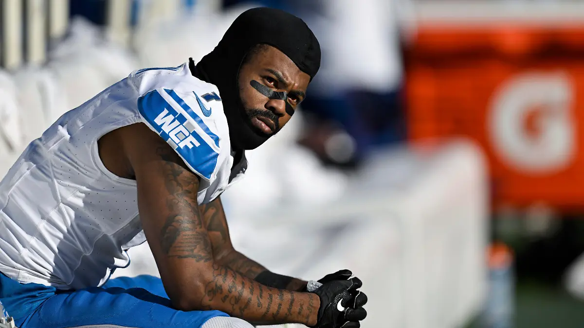 FILE - Detroit Lions cornerback Cameron Sutton (1) looks on from the sideline during the second half of an NFL football game against the Baltimore Ravens, Oct. 22, 2023, in Baltimore. A Florida sheriff's department on Wednesday, March 20, 2024, said it has a domestic violence warrant seeking the arrest of Sutton and asked for public help in finding him. (AP Photo/Terrance Williams, File)