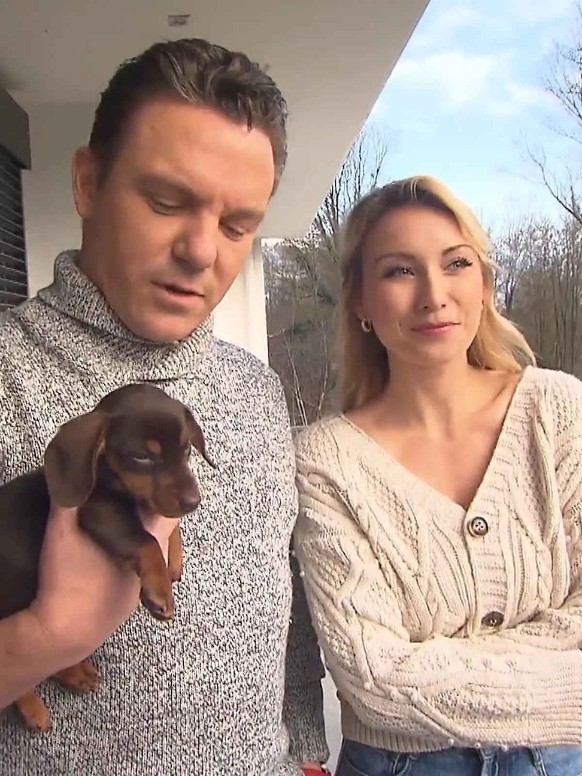 Bild zu: "Das Schlagerpaar ist auf den Hund gekommen"