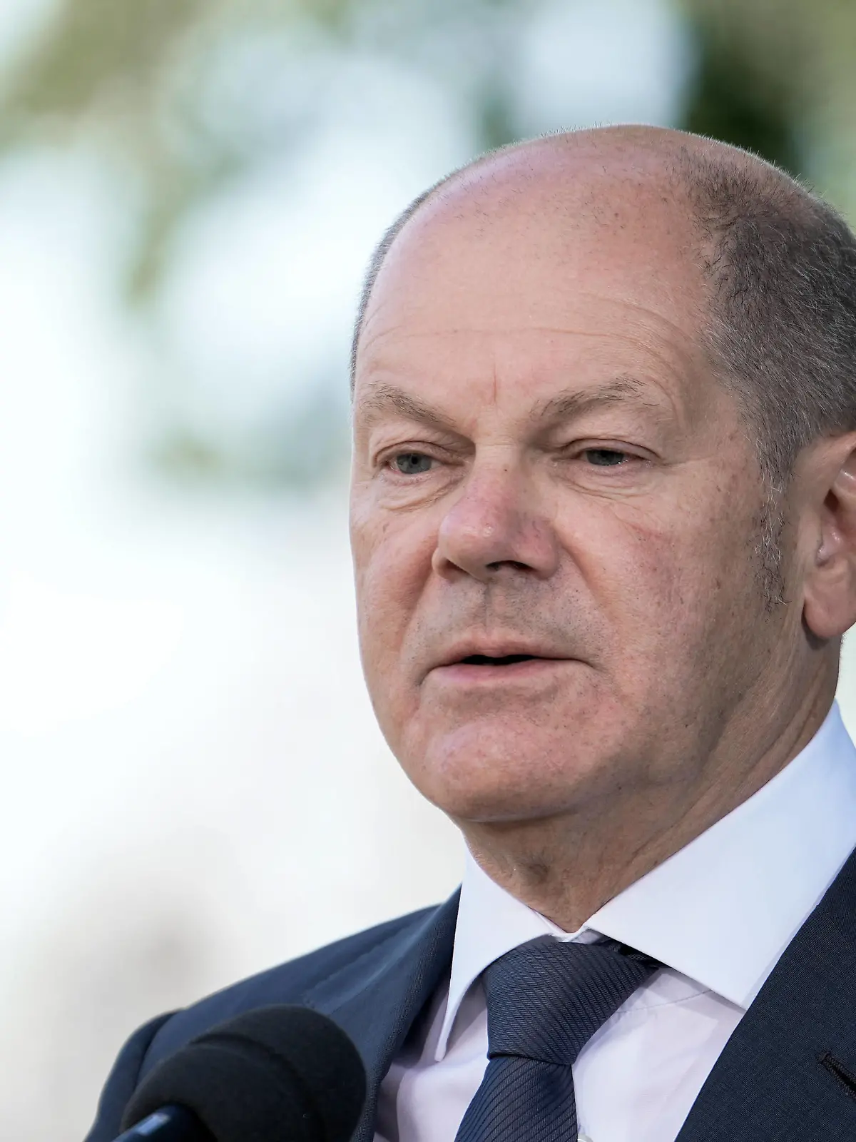  Kabinettklausur auf Schloss Meseberg Aktuell,31.08.2022 Schloss Meseberg, Bundeskanzler Olaf Scholz SPD im Portrait bei seinem Statement zum Tot von Michail Gorbatschow zu Beginn des zweiten Klausurtages des Kabinett auf Schloss Meseberg Meseberg Brandenburg Deutschland *** Cabinet meeting at Meseberg Castle Current,31 08 2022 Meseberg Castle, Chancellor Olaf Scholz SPD in portrait during his statement on the death of Mikhail Gorbachev at the beginning of the second closed day of the cabinet at Meseberg Castle Meseberg Brandenburg Germany
