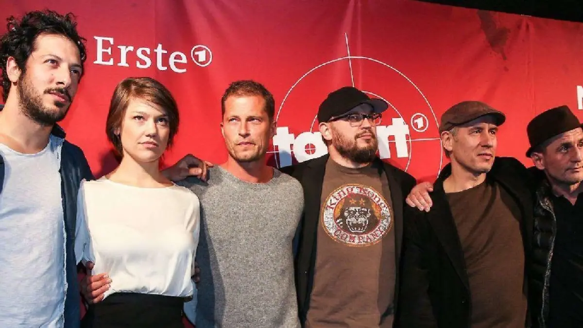 Von links nach rechts: Die Schauspieler Fahri Yardim, Britta Hammelstein, Til Schweiger, der Regisseur Christian Alvart, die Schauspieler Ralph Herforth und Tim Wilde.